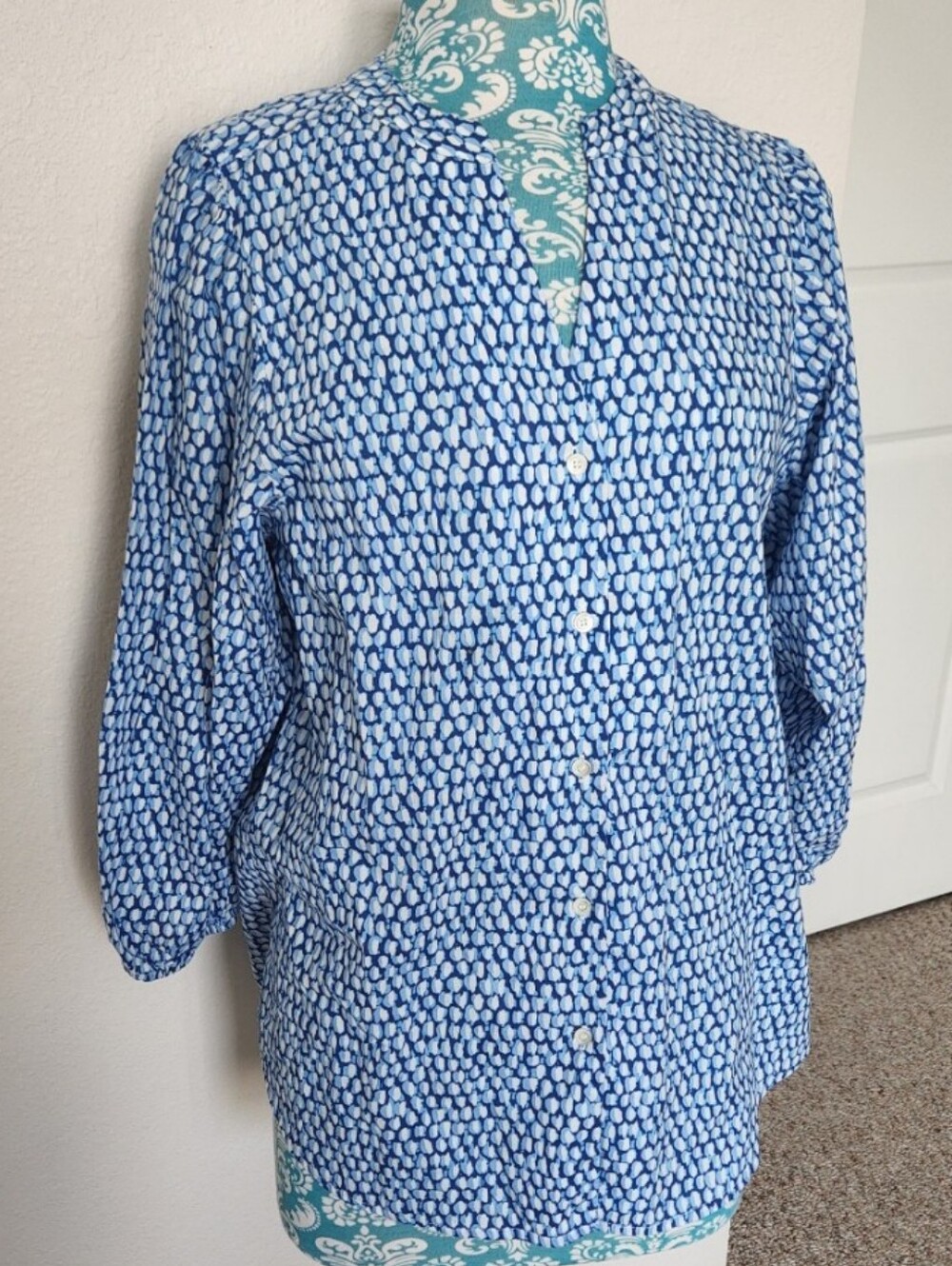 J. McLaughlin Blue and White Printed Button-Front Blouse